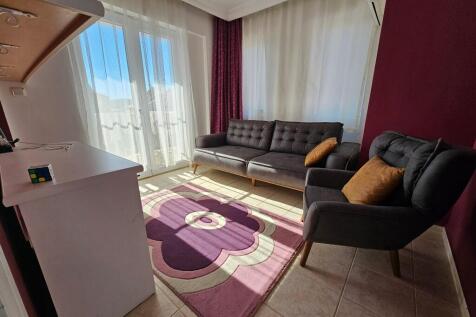 Bed 2/Lounge