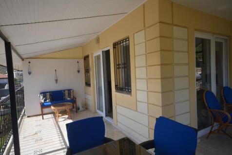 Front Terrace 