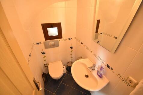 Ground Flr WC