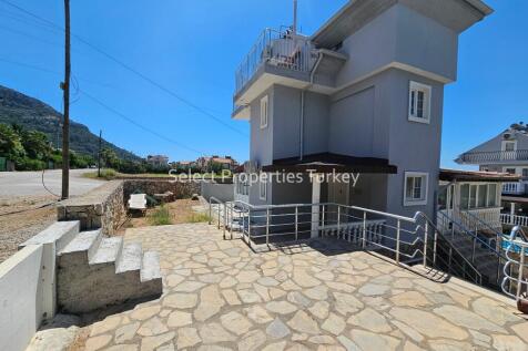 Property Image 8