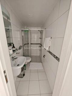 1st Family bathroom