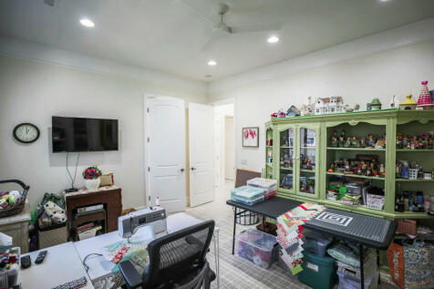 Property Image 36