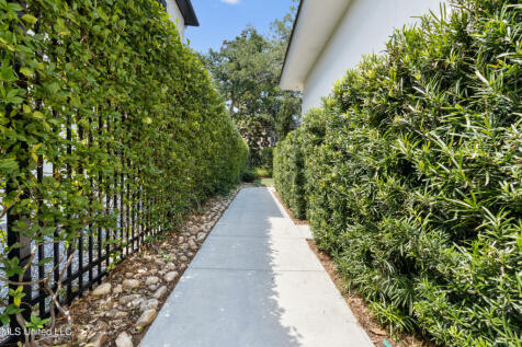 Property Image 115