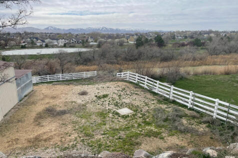 Property Image 100