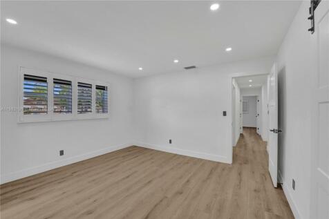 Property Image 83