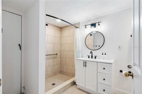 Property Image 70