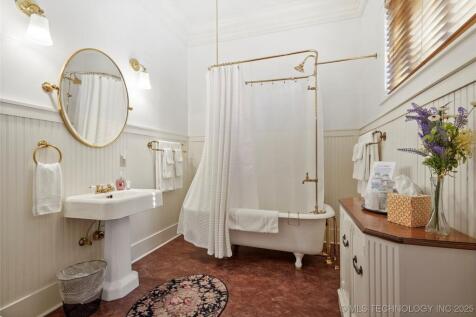 Property Image 37