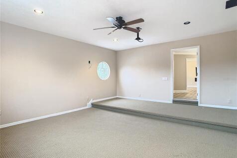 Property Image 72