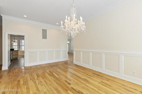 Property Image 100