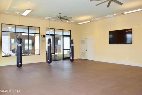 Property Image 101