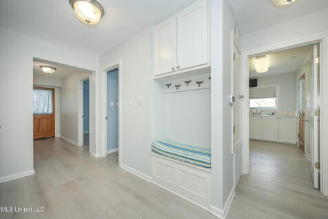 Property Image 93
