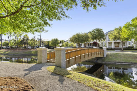 Property Image 100