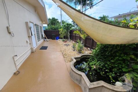 Property Image 100