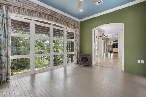 Property Image 130