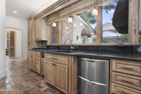 Property Image 135