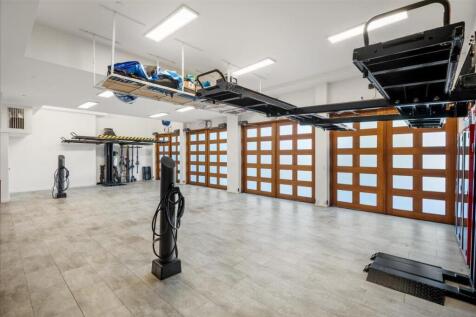 Property Image 100