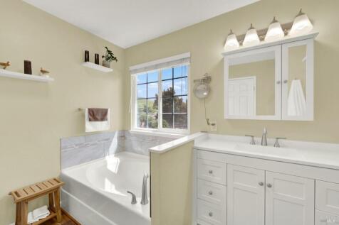 Property Image 101