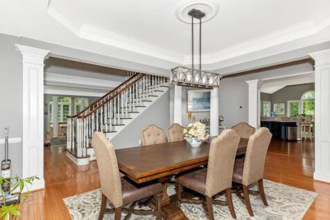 Property Image 100
