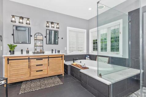 Property Image 106