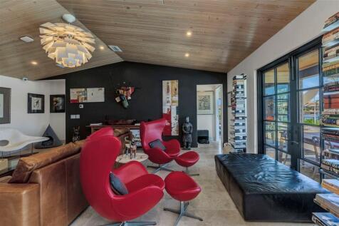 Property Image 101