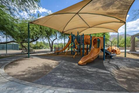 Property Image 100
