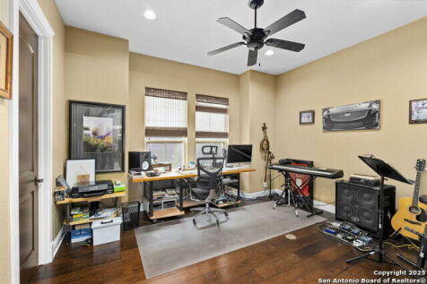 Property Image 24
