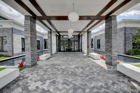 Property Image 100