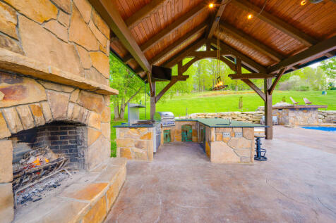 Property Image 100