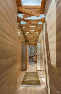 Property Image 100