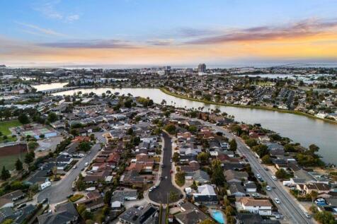 Property Image 100