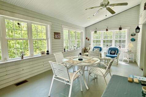 Property Image 103