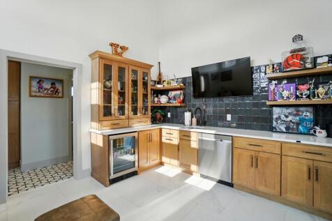 Property Image 85