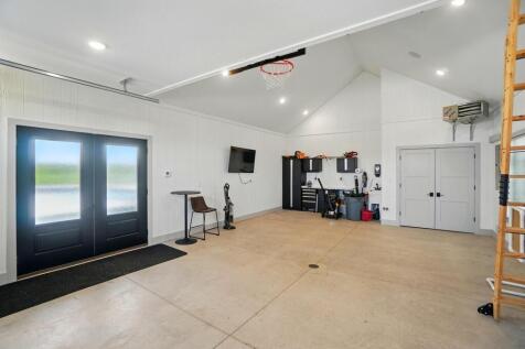 Property Image 93
