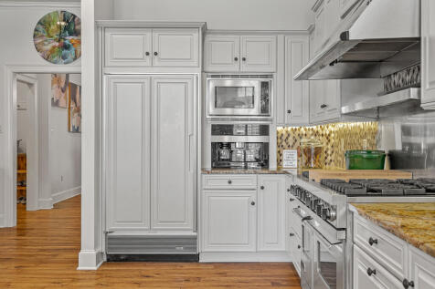 Property Image 100