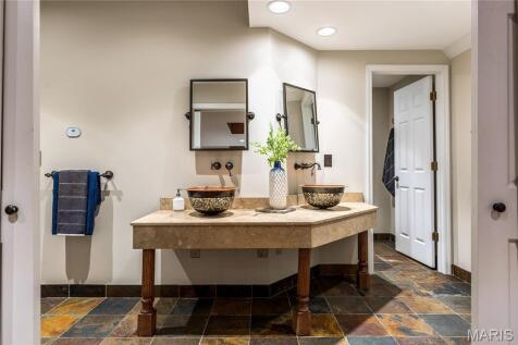 Property Image 64