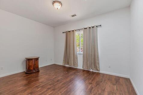 Property Image 104