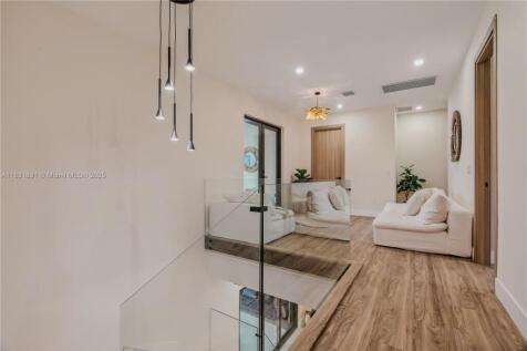 Property Image 77