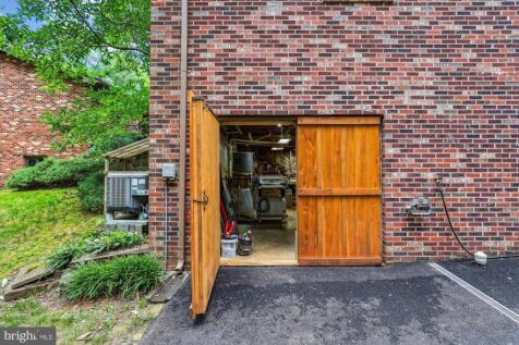 Property Image 100