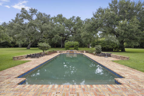 Property Image 104