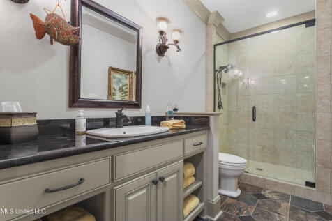 Property Image 92