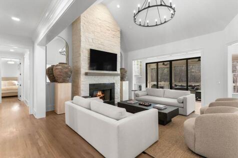 Property Image 101