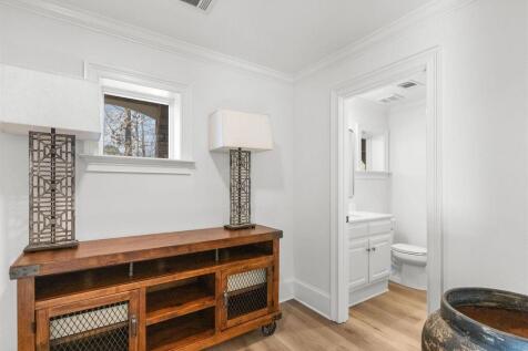 Property Image 136