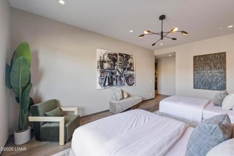 Property Image 111