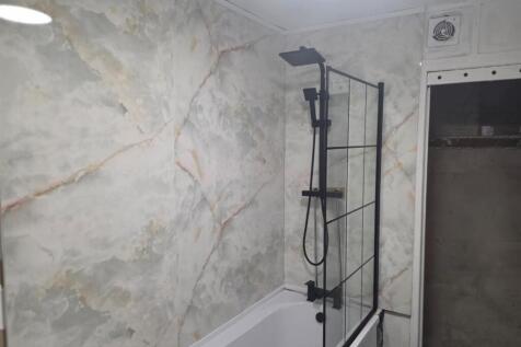 WhatsApp Image 2025-11-18 at 13.37.50.jpeg