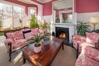 Sitting Room.jpg