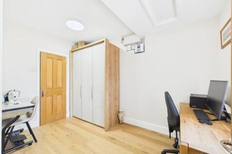 Office / Bedroom 4