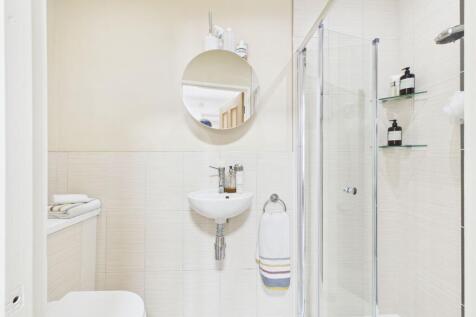 En Suite Shower Room