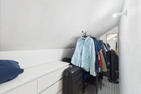 Walk In Wardrobe