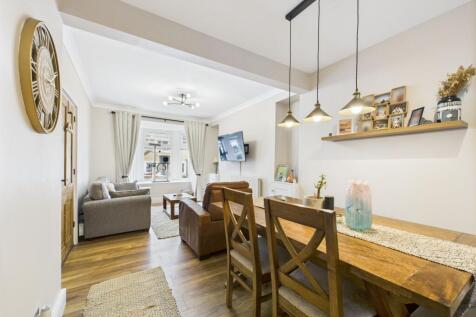 Lounge Dining Room
