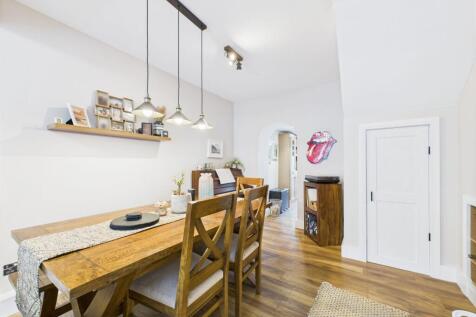 Lounge Dining Room